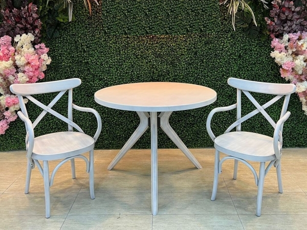 Poly Round Lacquered Table White 100 cm Set